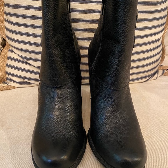 Goegeius B.O.C. Boots - Picture 4 of 10